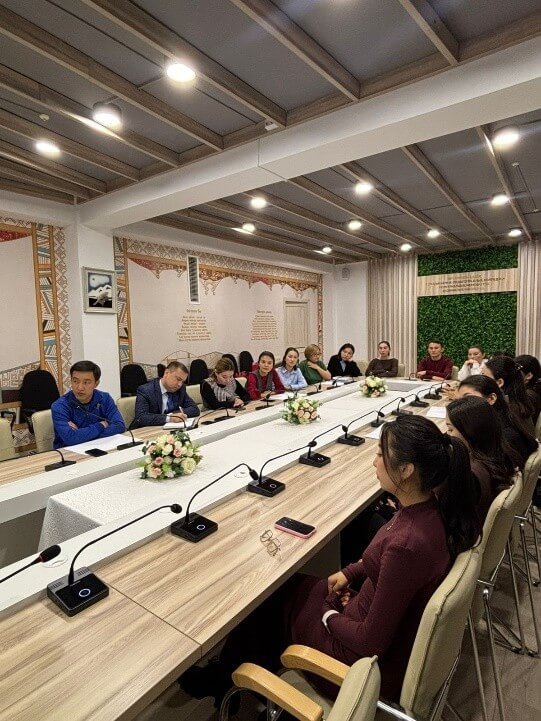 Білім беру жүйесіндегі өзгерістер мен жаңашылдықтар мұғалімнен үнемі кәсіби дамуды, шығармашылық ізденісті талап етеді